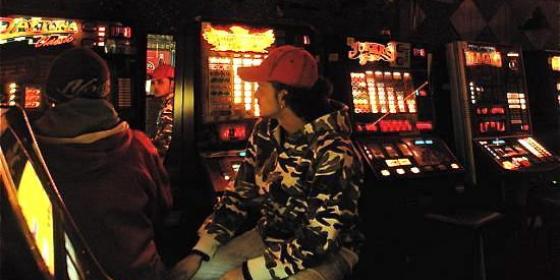 Władze Czeskiego Cieszyna chcą wygonić hazard z miasta