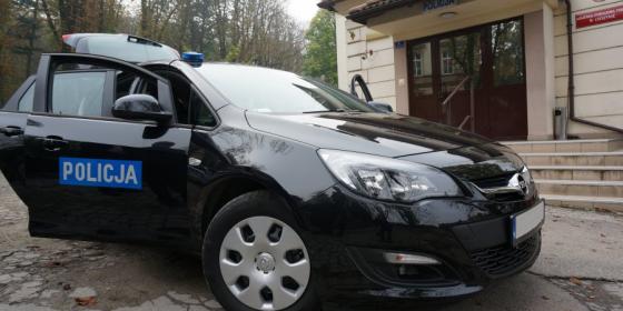 Nowy radiowóz na wyposażeniu cieszyńskich policjantów