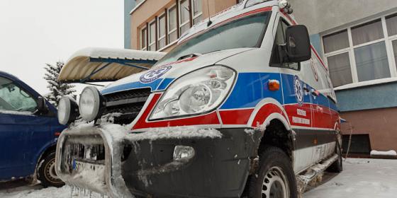 Cieszyńskie Pogotowie Ratunkowe kupiło nowy ambulans dla Skoczowa