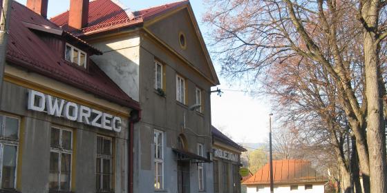 Dworzec PKP w Wiśle na ostatniej prostej
