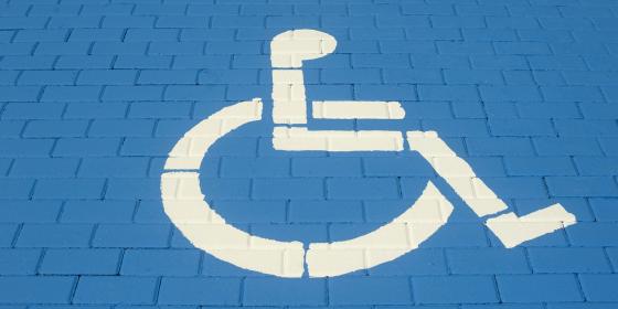 Niepełnosprawność na co dzień: Pomoc czy utrudnianie życia? 
