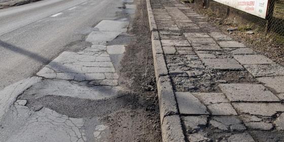 Rządowe środki na remonty i przebudowę dróg w powiecie